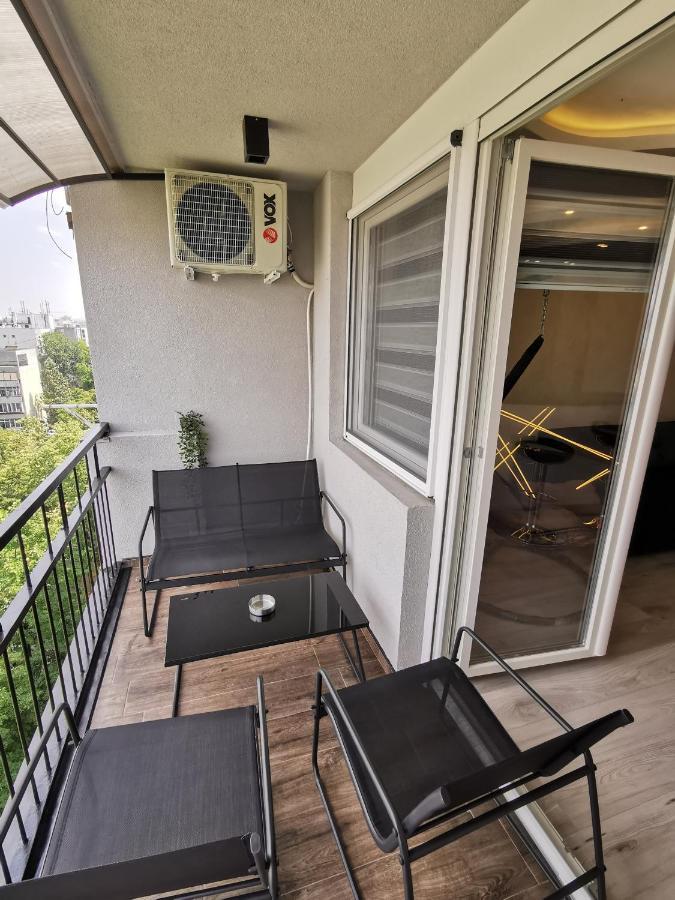 Brend New Luxurious Apartment In Downtown With Free Parking Новий Сад Екстер'єр фото